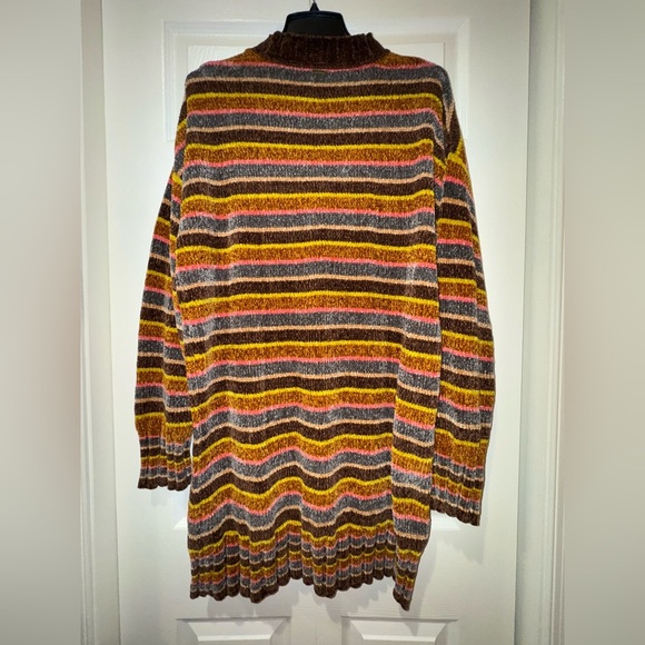 Volcom bubbletea dress, dark chocolate, pink yellow striped. Size XL Super soft - Picture 4 of 12